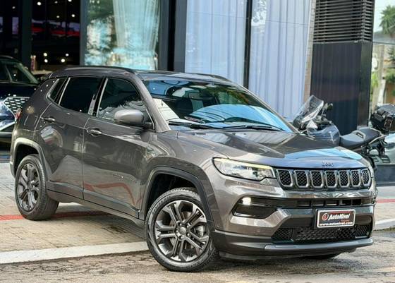 JEEP COMPASS 1.3 T270 TURBO FLEX LONGITUDE AT6